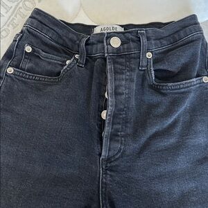 Agolde Riley High Rise Straight Crop Jeans in Black Pepper